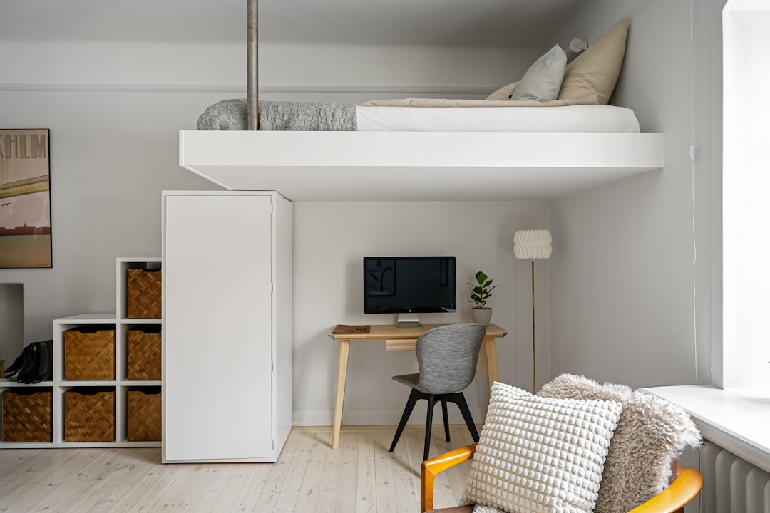 Smart Home Organization Ideas for Small Spaces That Actually Work