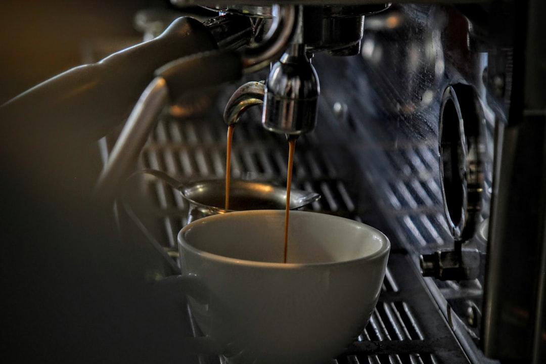 Ninja vs Breville Coffee Maker: Which One Is Worth Your Money?