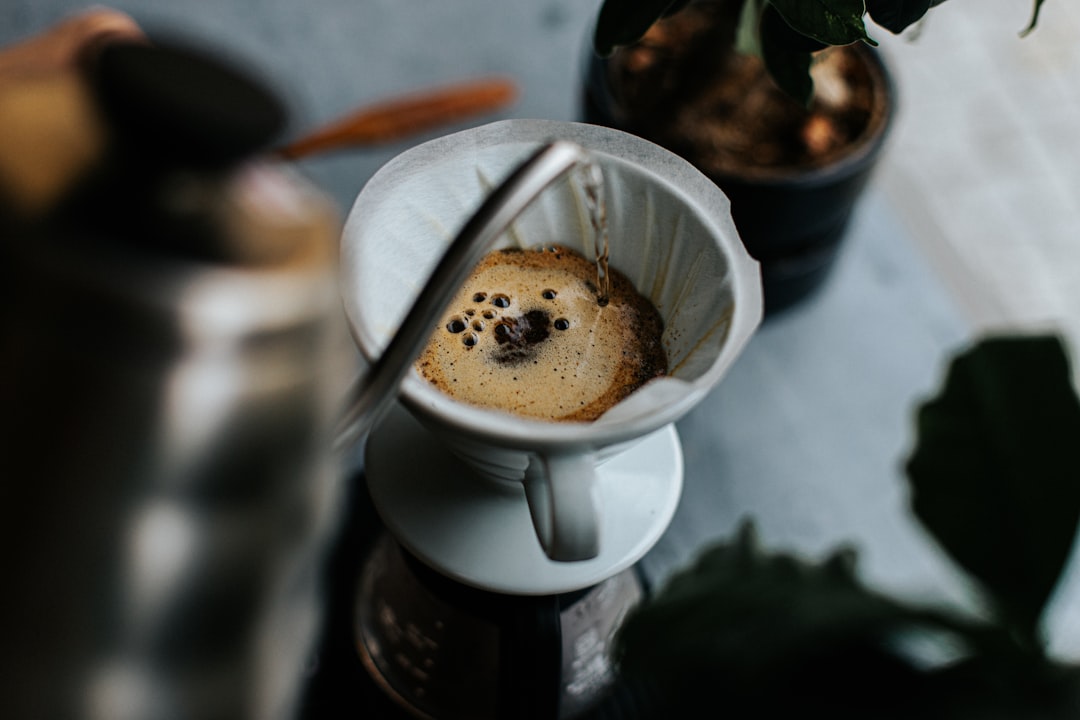 Drip Coffee vs Pod Coffee: Which Saves More Money?