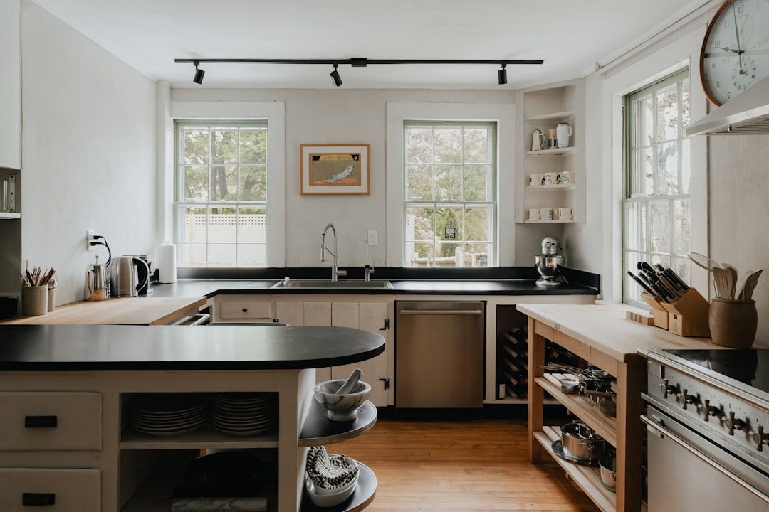 Best Appliances for Airbnb Kitchens